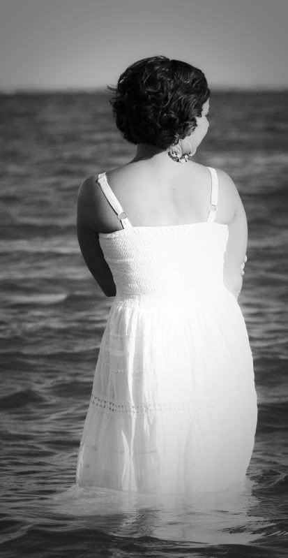 IMAGE: http://i145.photobucket.com/albums/r204/tanz1983/sindy/JW9D00081.jpg