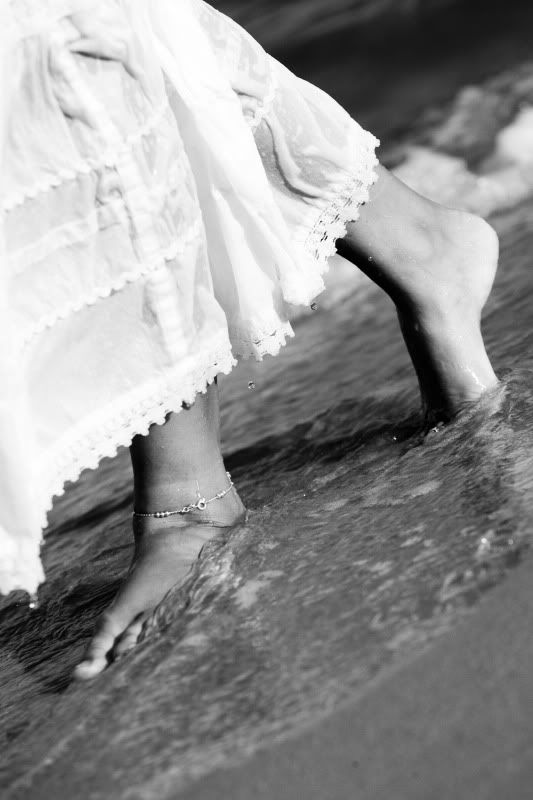 IMAGE: http://i145.photobucket.com/albums/r204/tanz1983/sindy/JW9D00701.jpg