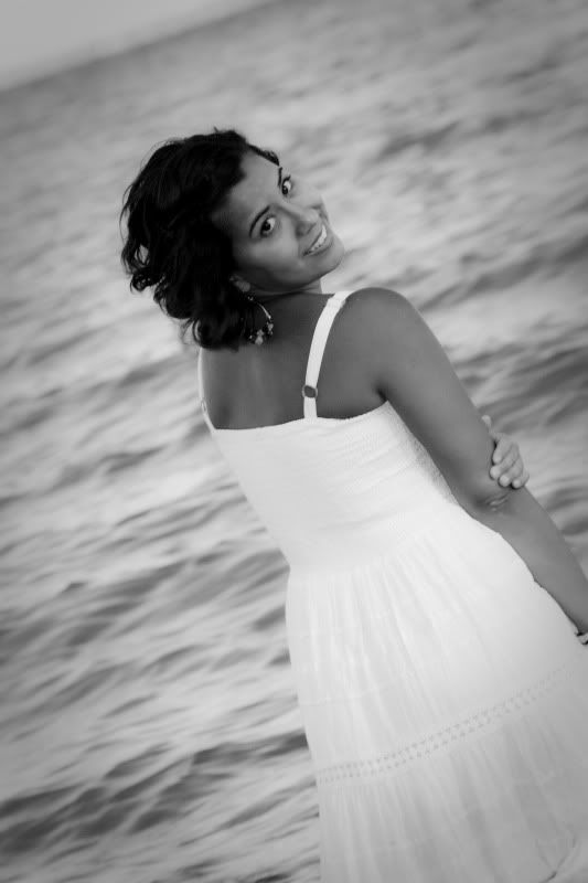 IMAGE: http://i145.photobucket.com/albums/r204/tanz1983/sindy/JW9D02001.jpg