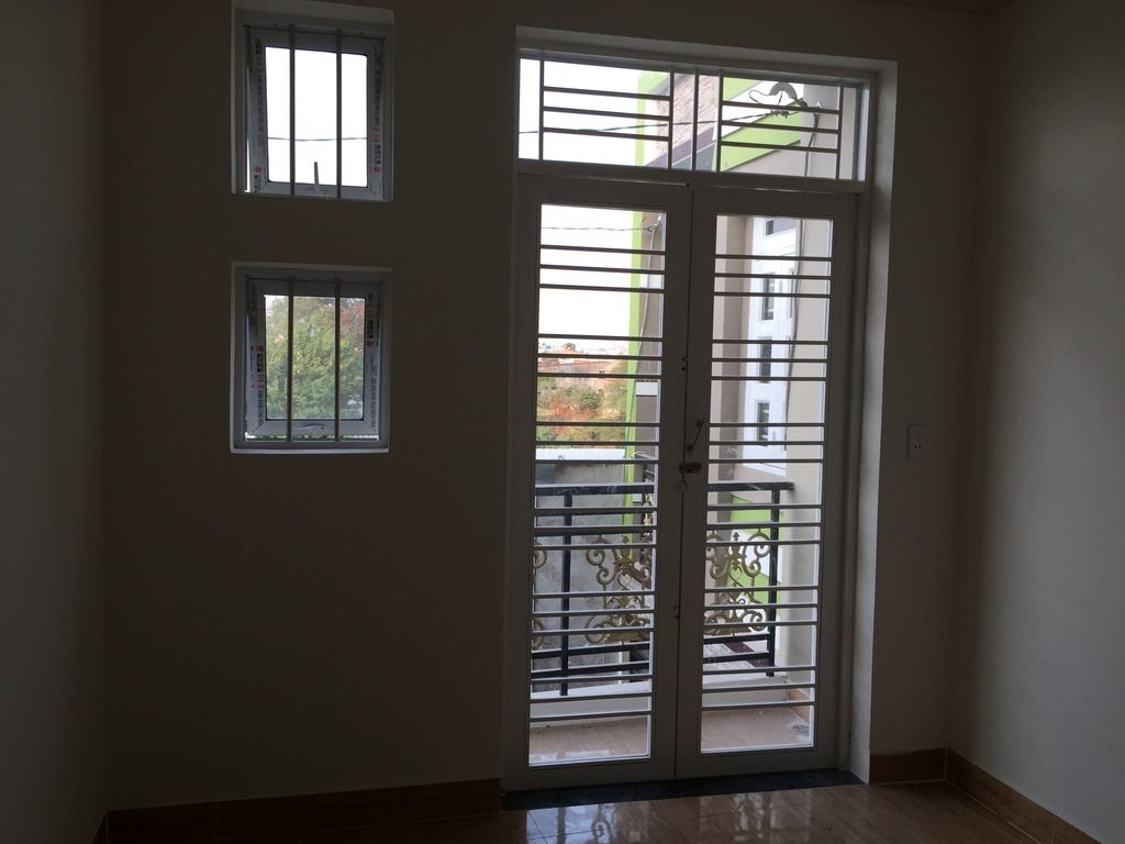 Nhà mới xây Q12 bề ngang 6m,hẻm bêtông 4m,đúc 1 lầu - 10