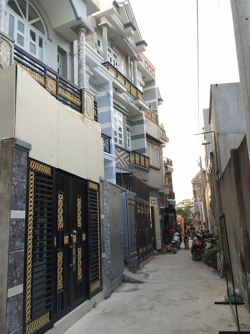 Nhà mới xây Q12 bề ngang 6m,hẻm bêtông 4m,đúc 1 lầu