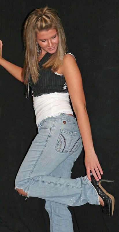 IMAGE: http://i145.photobucket.com/albums/r213/joanfstel/KKheels1.jpg