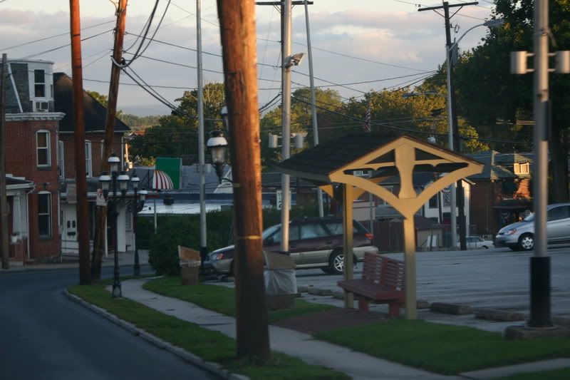 IMAGE: http://i145.photobucket.com/albums/r213/joanfstel/emt002.jpg