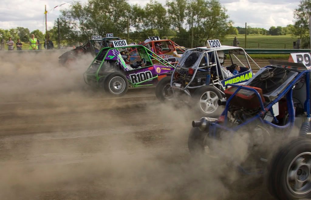 IMAGE: http://i145.photobucket.com/albums/r223/chrispons/GR4M3239.jpg