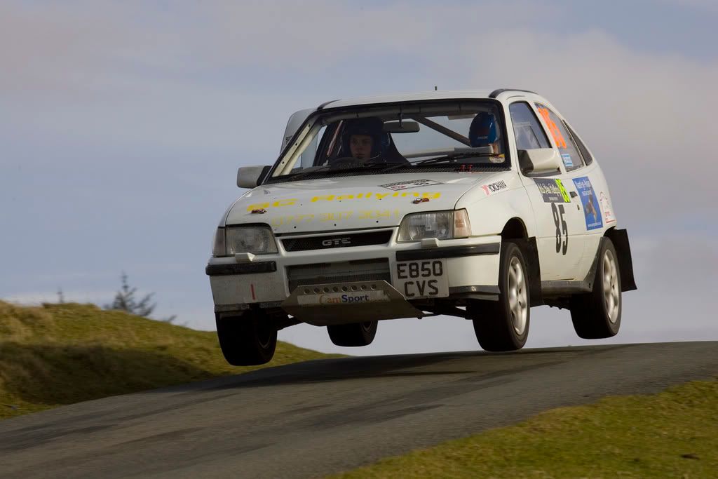 IMAGE: http://i145.photobucket.com/albums/r223/chrispons/GR4M5738.jpg