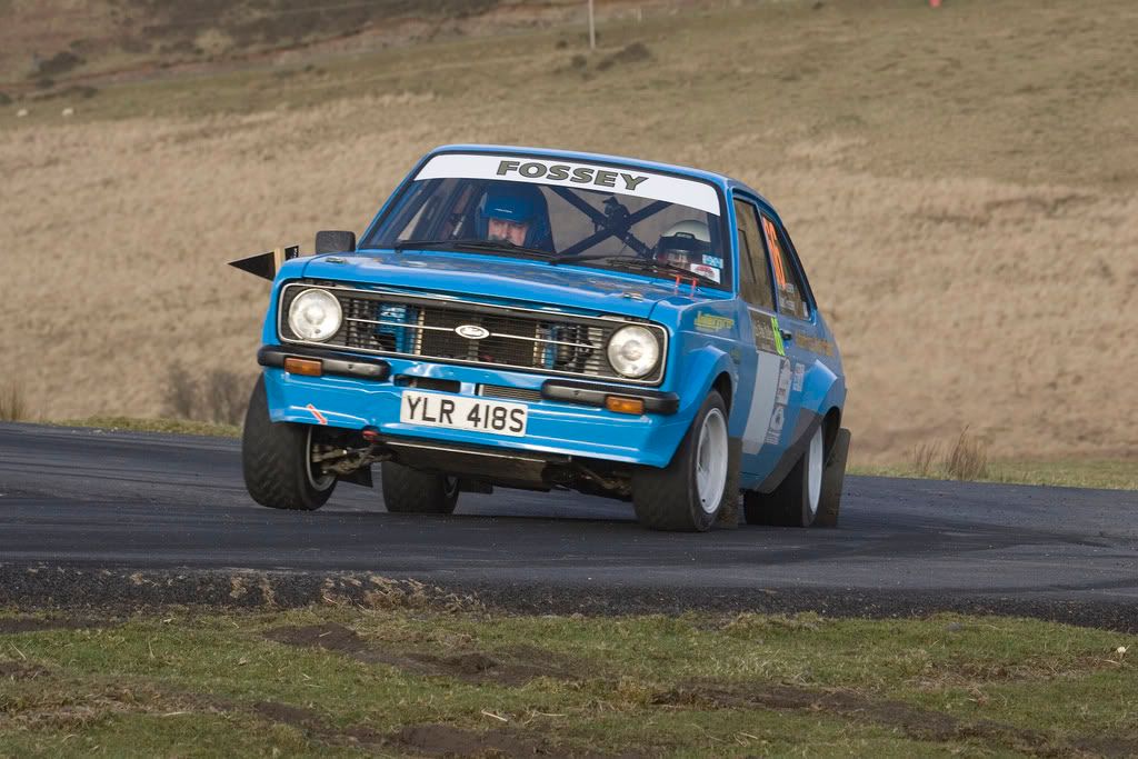 IMAGE: http://i145.photobucket.com/albums/r223/chrispons/GR4M5940.jpg