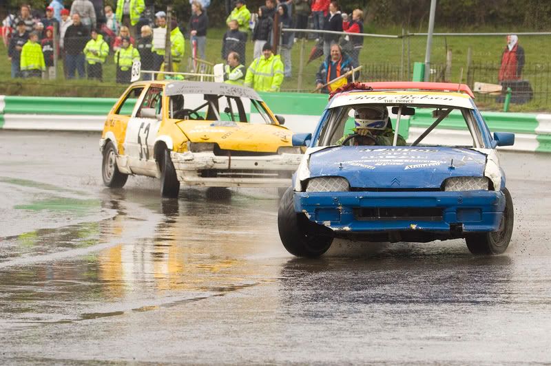 IMAGE: http://i145.photobucket.com/albums/r223/chrispons/GR4M7582.jpg