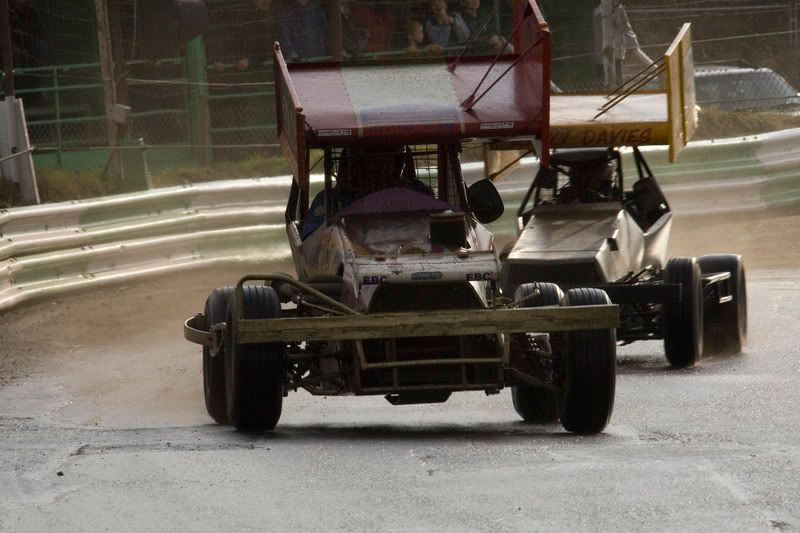 IMAGE: http://i145.photobucket.com/albums/r223/chrispons/GR4M7970.jpg