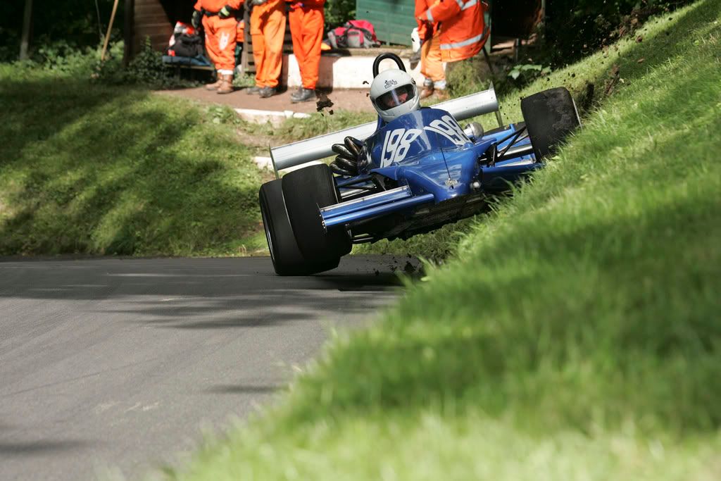 IMAGE: http://i145.photobucket.com/albums/r223/chrispons/GR4M8023.jpg