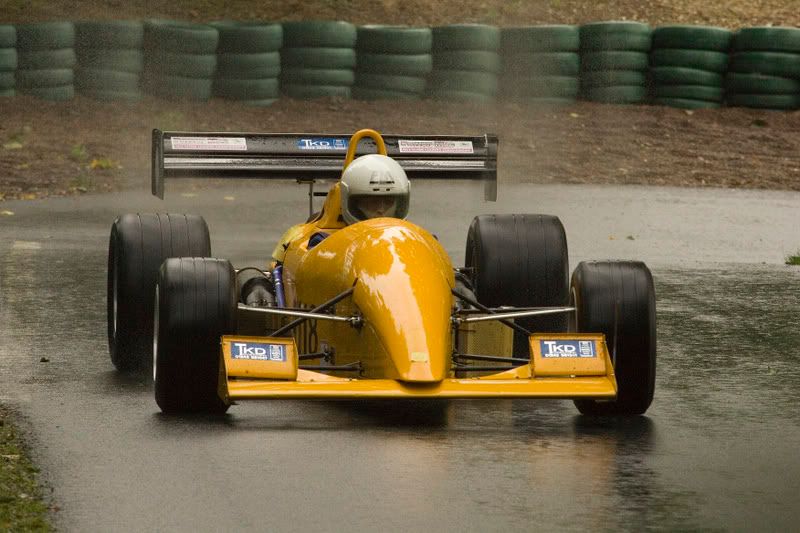 IMAGE: http://i145.photobucket.com/albums/r223/chrispons/GR4M9252.jpg