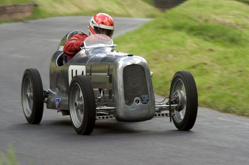 IMAGE: http://i145.photobucket.com/albums/r223/chrispons/_AMS7149.jpg