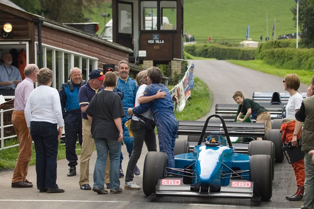 IMAGE: http://i145.photobucket.com/albums/r223/chrispons/best36.jpg