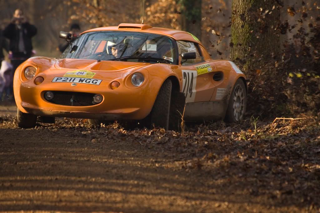 IMAGE: http://i145.photobucket.com/albums/r223/chrispons/lotuselise.jpg