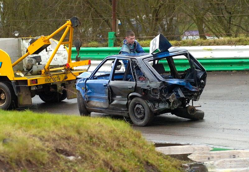 IMAGE: http://i145.photobucket.com/albums/r223/chrispons/slimwint29.jpg