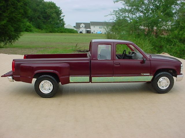Silverado-Dually-rs.jpg