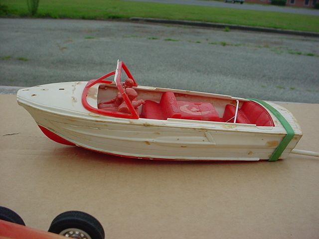 Mpc chrysler boat