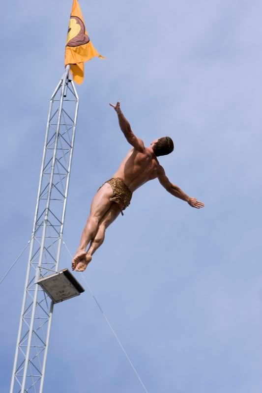 IMAGE: http://i145.photobucket.com/albums/r229/GliderParentsNTN/40D%20focus%20test/IMG_0651.jpg