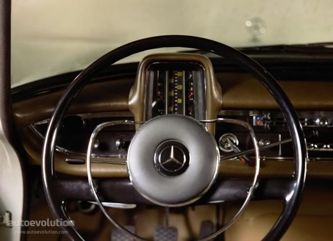 MERCEDESBENZE-Klasse---medium-2260_2.jpg