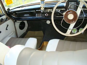 mb_200_interior1_small.jpg