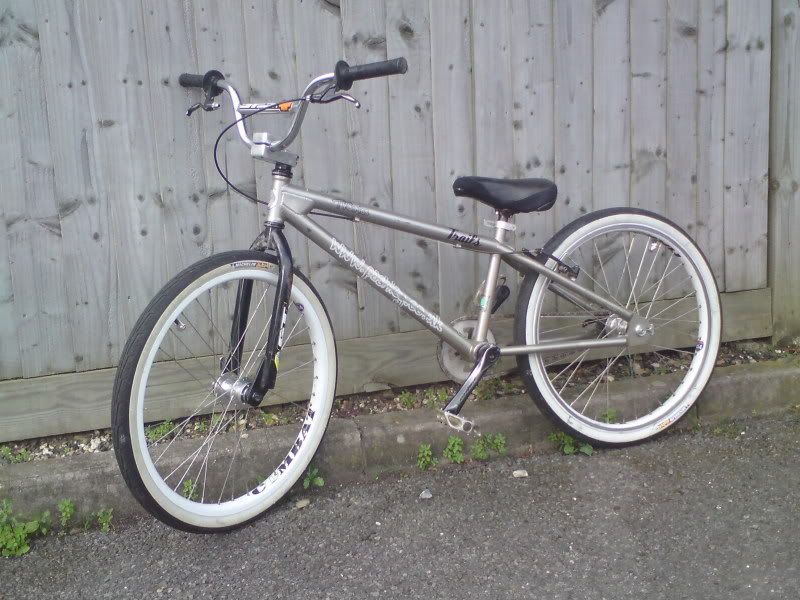 bikes007.jpg