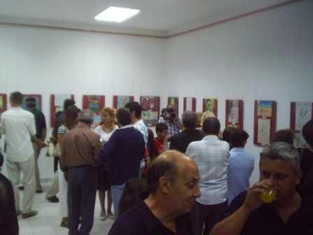 http://i145.photobucket.com/albums/r226/dzlatic/galunutra21.jpg