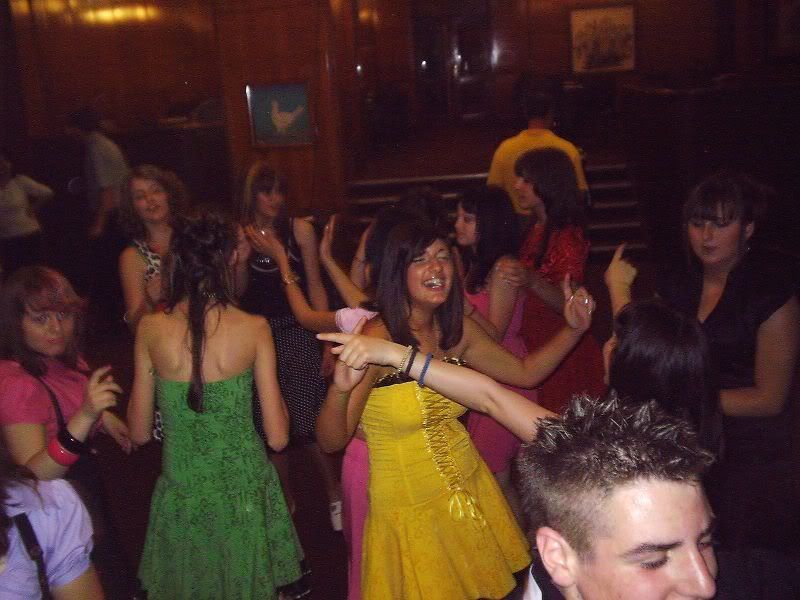 http://i145.photobucket.com/albums/r226/dzlatic/ns10.jpg